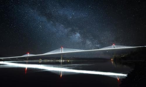 Rose Fitzgerald Kennedy Bridge at night (23 March 2020)